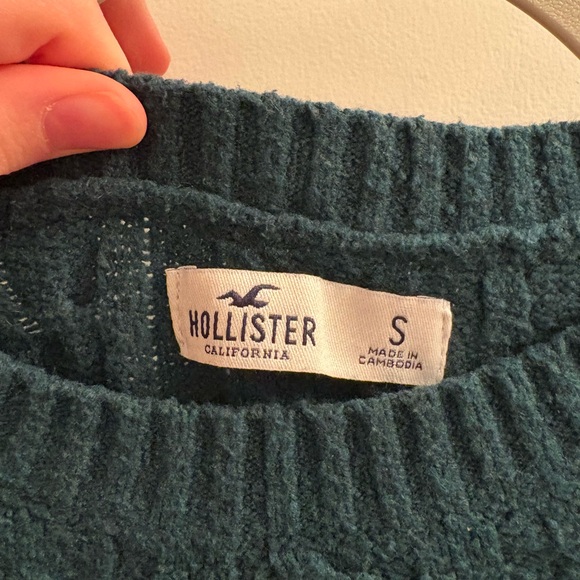 Hollister Green Knit Sweater - Picture 3 of 4